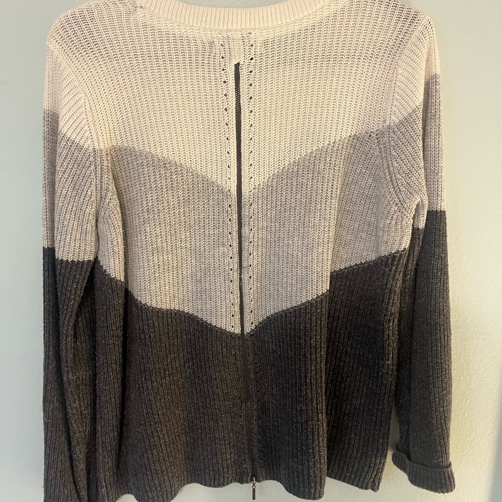Design History Women's Sweater, size M - Picture 2 of 10